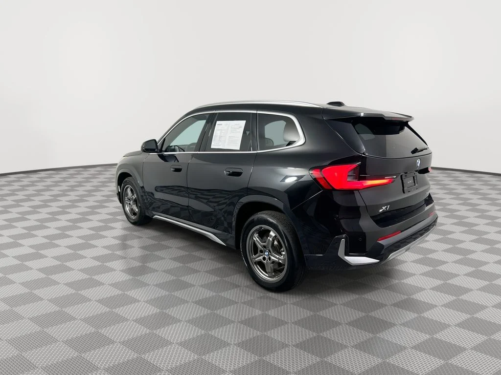 Used 2025 Black BMW xDrive28i image 6