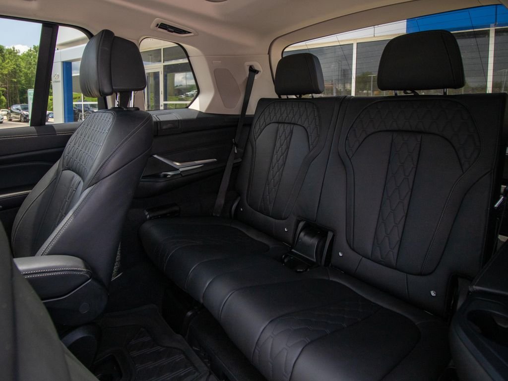 2021 BMW X7 40i - Photo 10