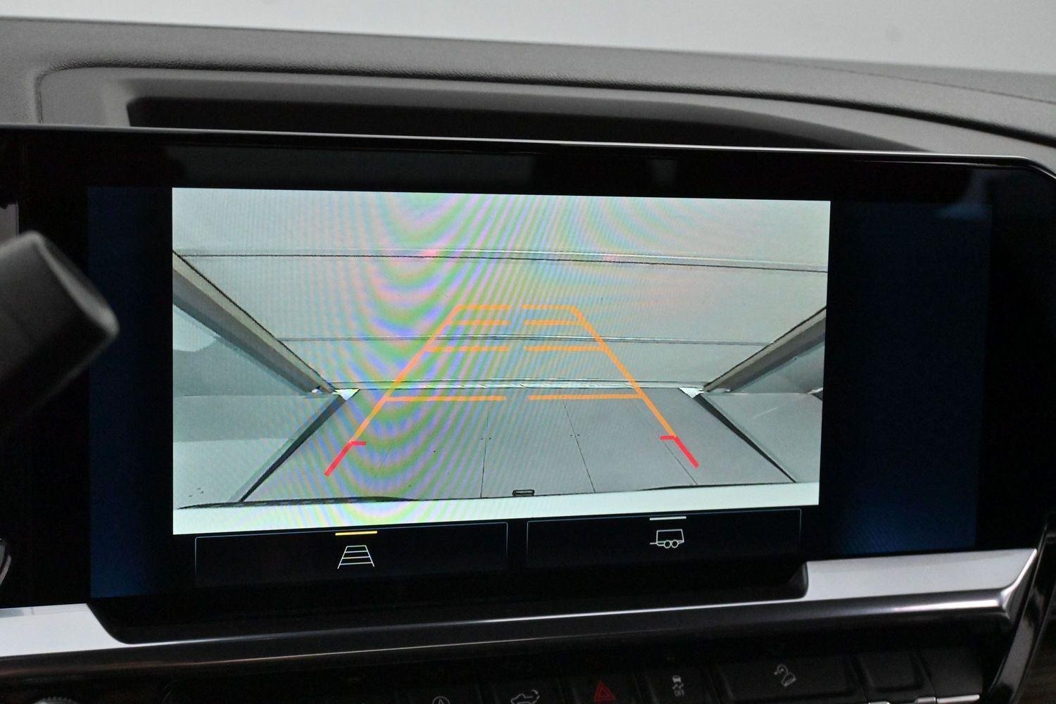 Used 2023 Summit White Chevrolet RST image 20