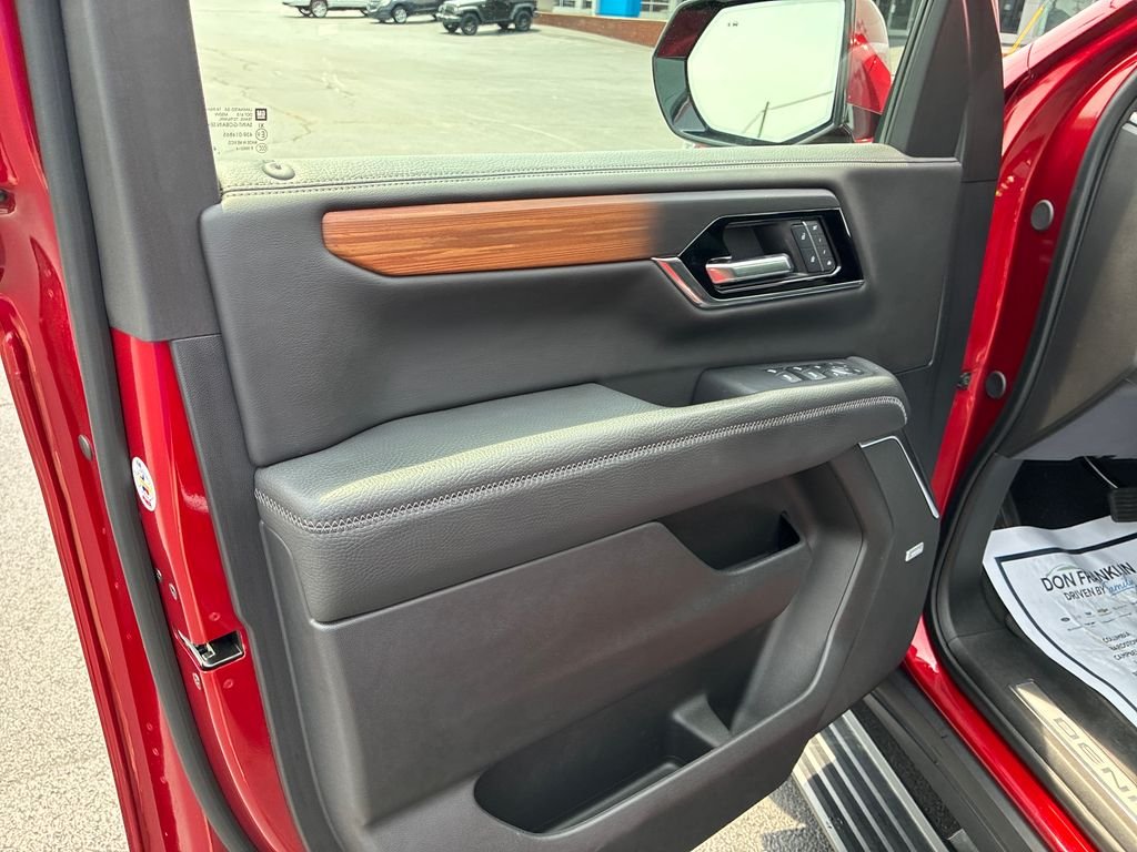 Used 2025 Red GMC Denali image 12