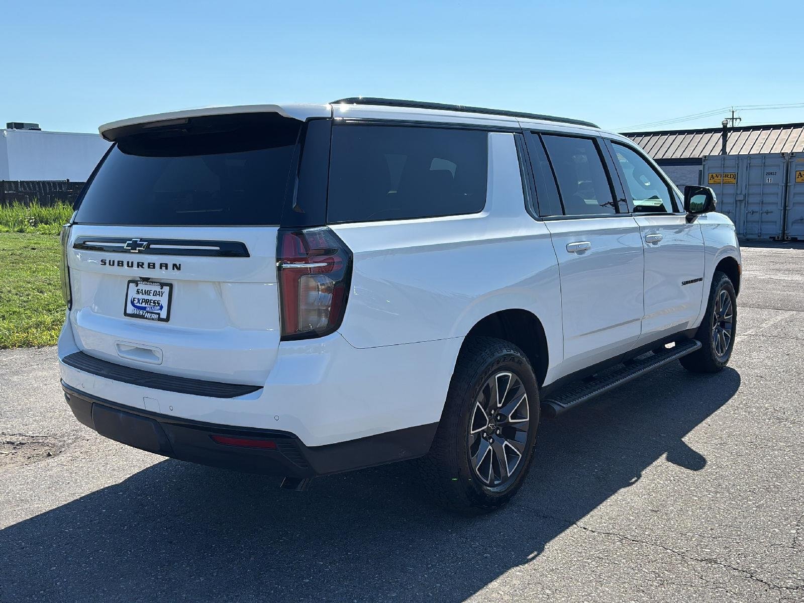 Used 2024 Summit White Chevrolet Z71 image 7