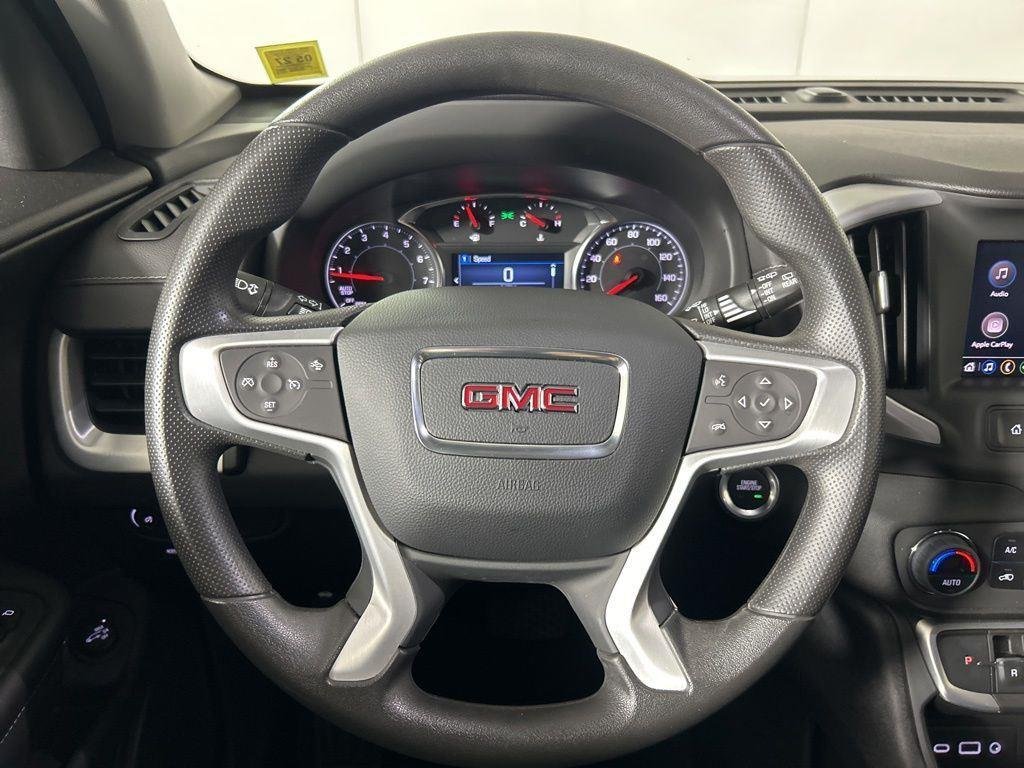 Used 2023 Summit White GMC SLE image 27