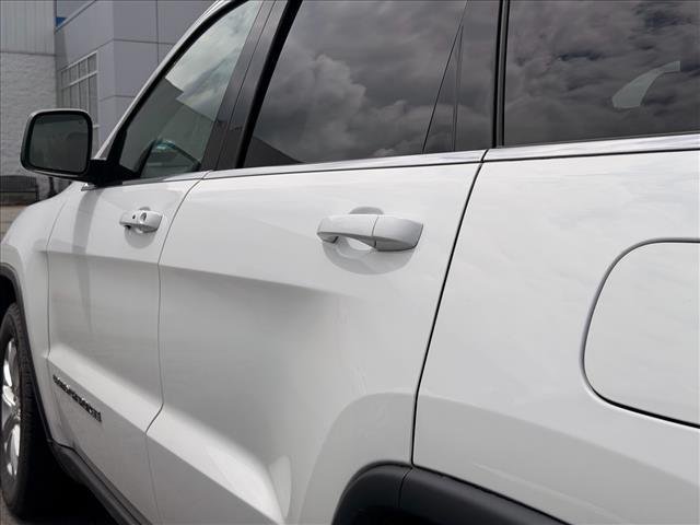 Used 2021 Bright White Clearcoat Jeep Laredo E image 12