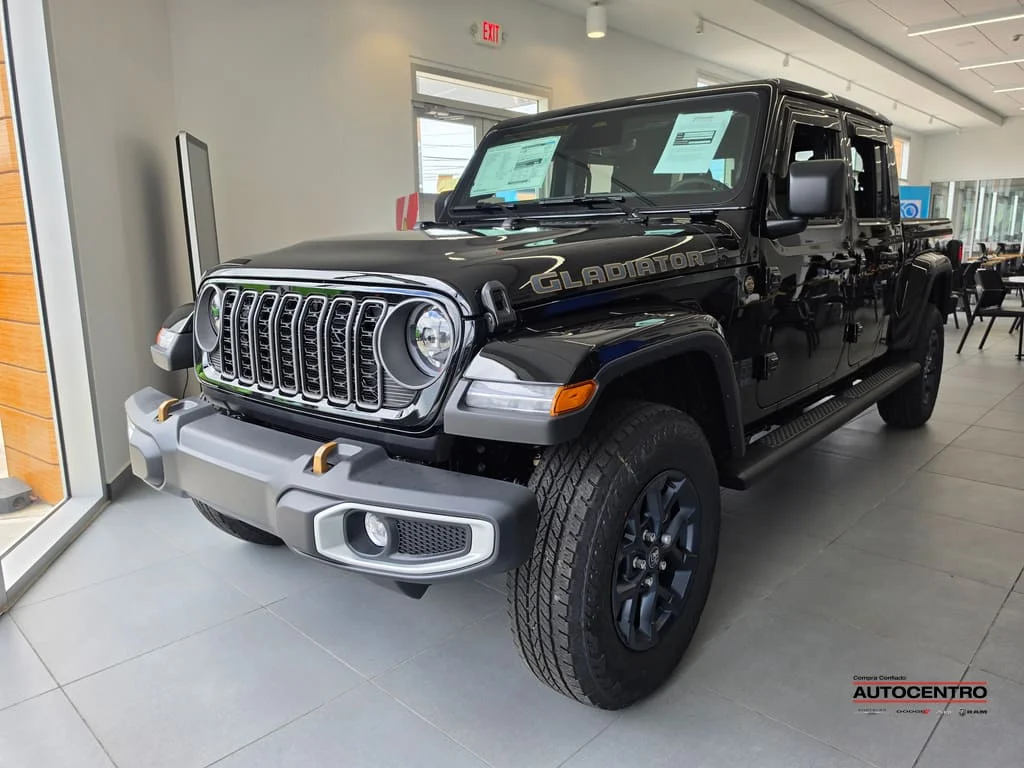 2026 Jeep Gladiator 85th Anniversary Edition Auto's photo