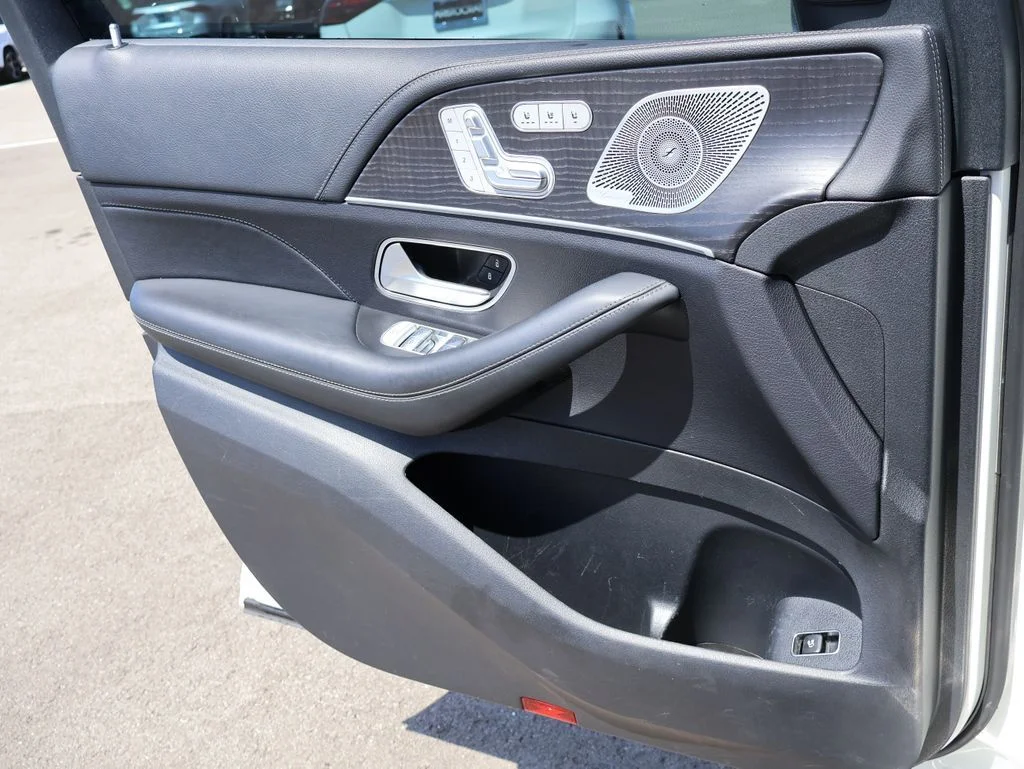 Used 2021 designo Diamond White Metallic Mercedes-Benz GLE 53 AMG® image 39