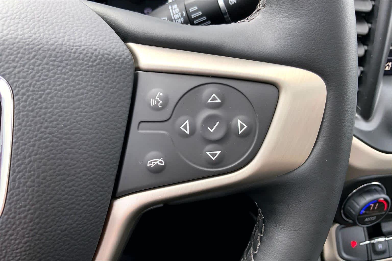 Used 2023 EBONY TWILIGHT METALLIC GMC Denali image 24