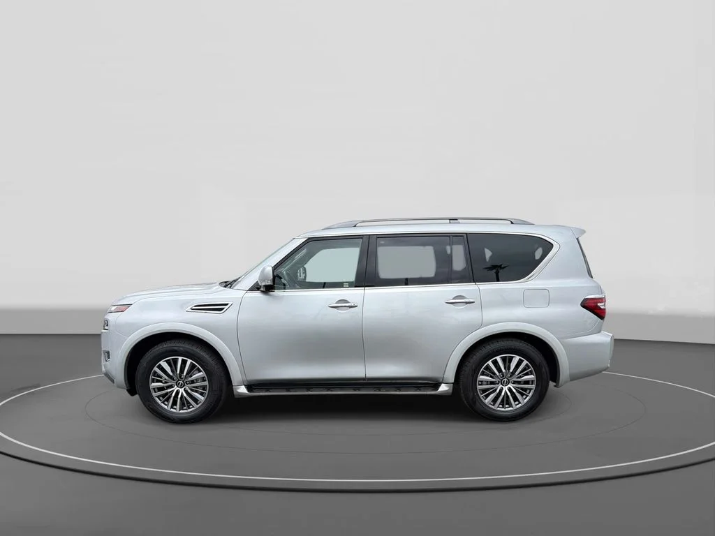 Used 2023 Brilliant Silver Metallic Nissan SL image 4