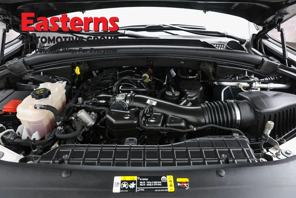 Used 2024 Black Jeep Altitude image 7