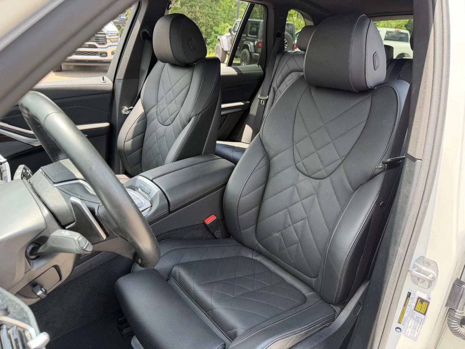 Used 2026 WHITE BMW sDrive40i image 16
