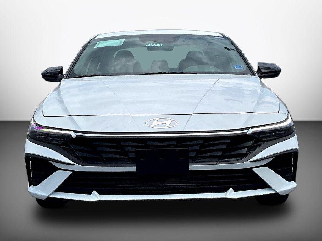 New 2026 White Hyundai SEL Sport image 13