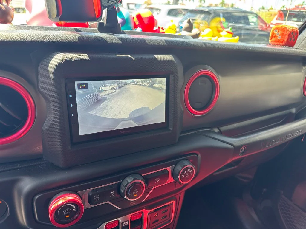 Used 2019 Black Clearcoat Jeep Unlimited Sport S image 10