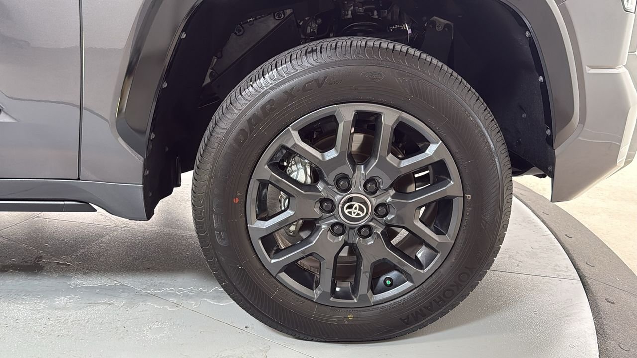 2026 Toyota Tundra Platinum - Photo 21