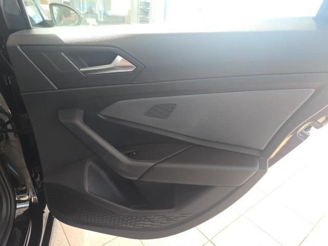 2025 Volkswagen Jetta SE - Photo 12