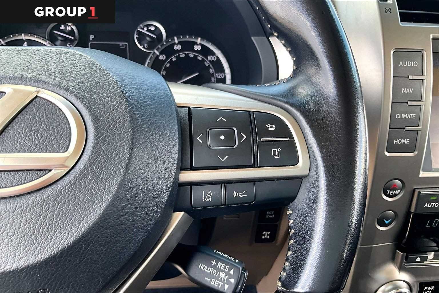 Used 2020 Starfire Pearl Lexus Premium image 22