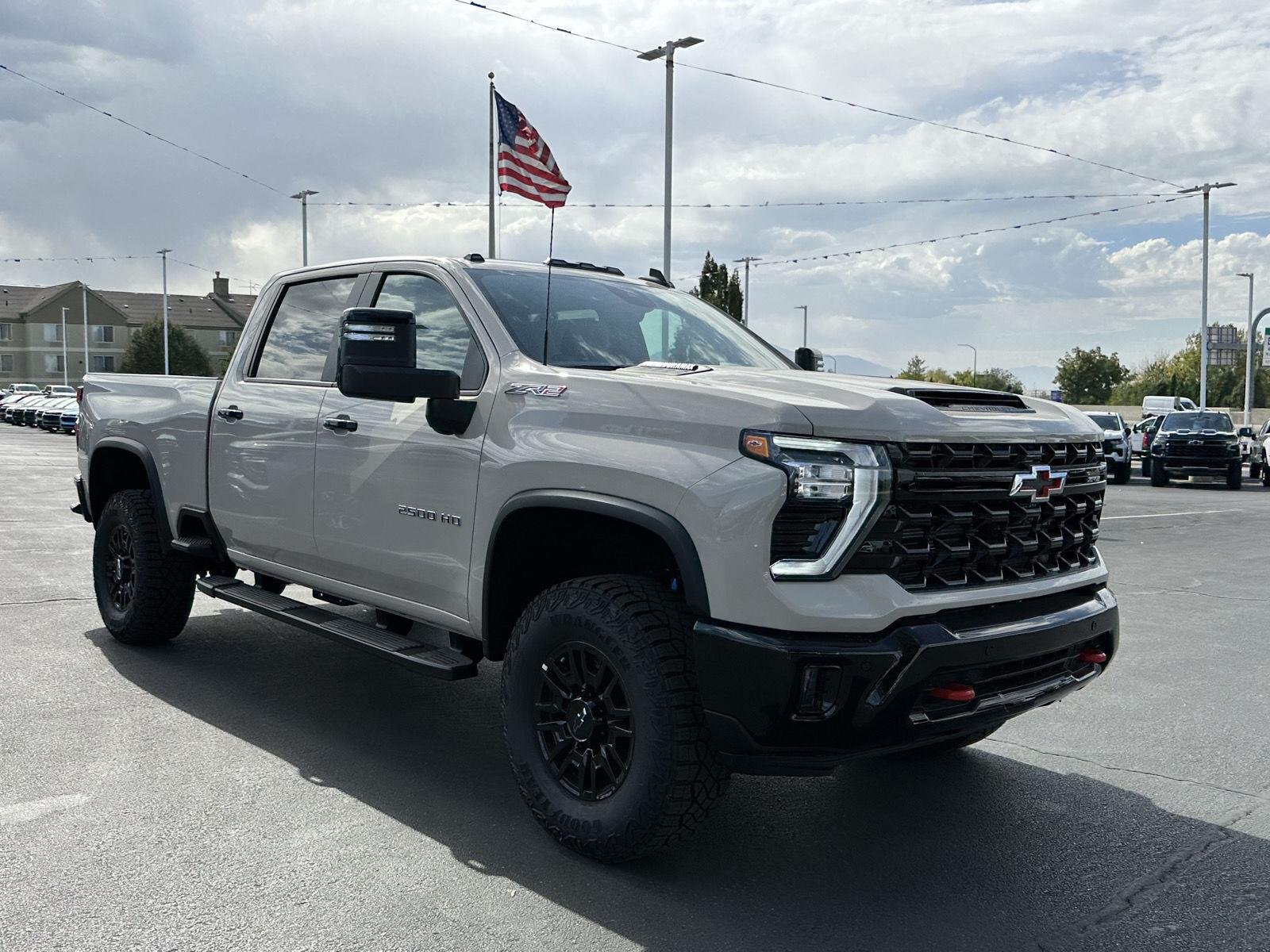 2026 Chevrolet Silverado 2500 HD ZR2 - Photo 6