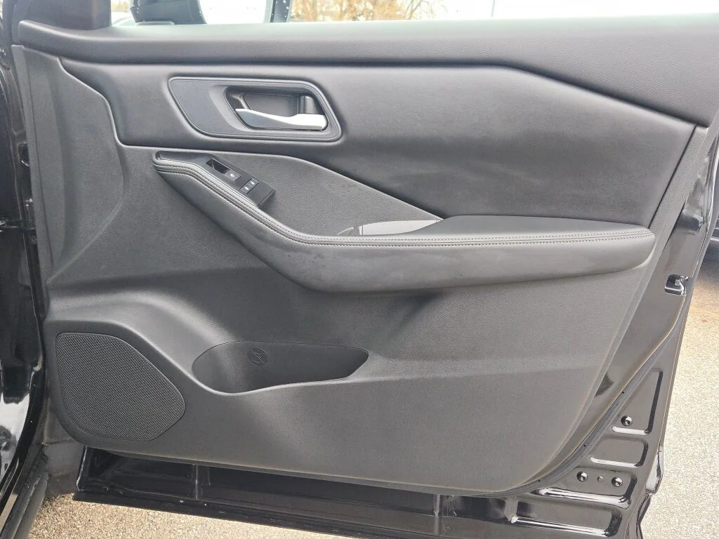 Used 2025 Black Nissan SV image 7