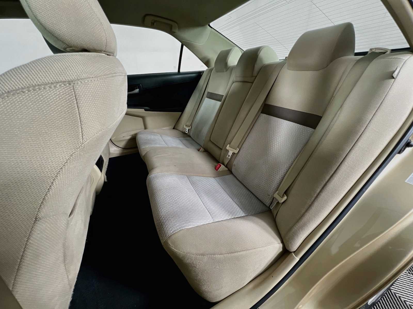 Used 2012 Sandy Beach Metallic Toyota LE image 18