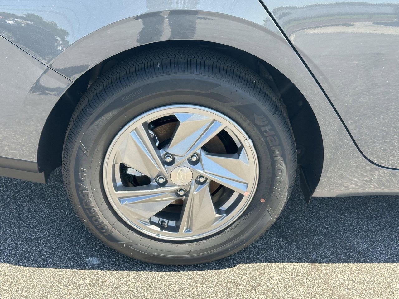 New 2026 Ecotronic Gray Hyundai SE image 16