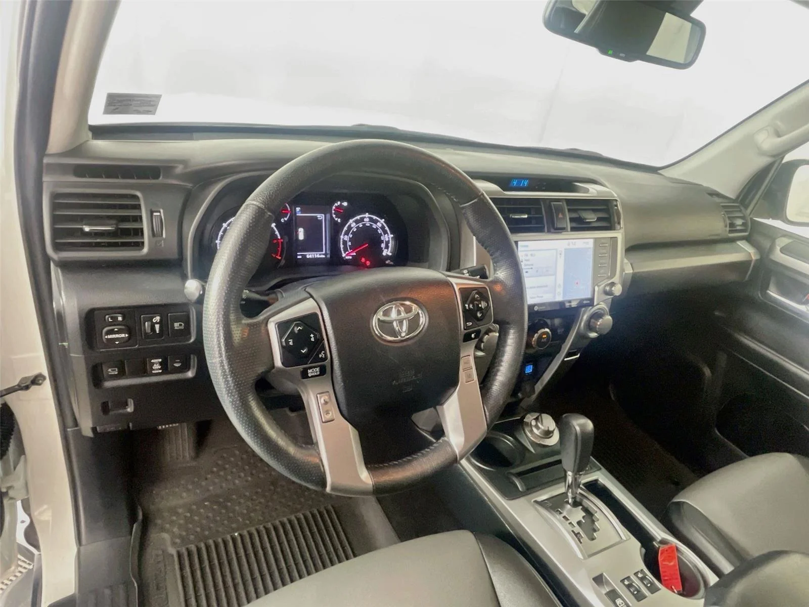 Used 2023 Ice Cap Toyota SR5 Premium image 12