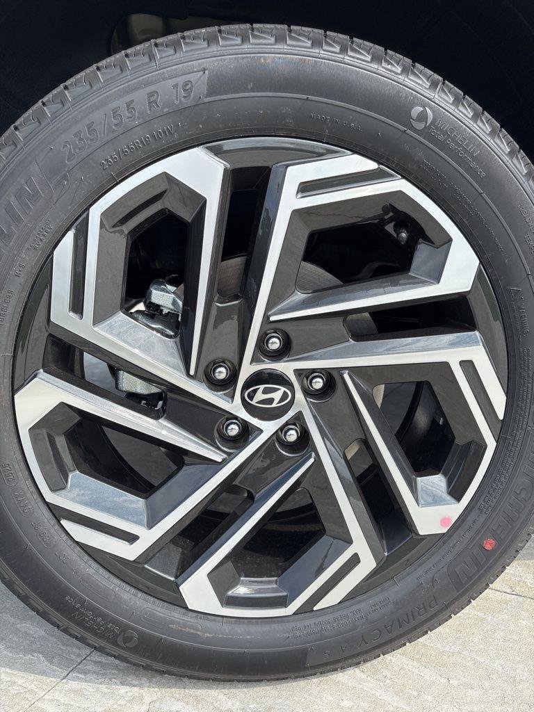 2026 Hyundai Tucson Limited - Photo 7
