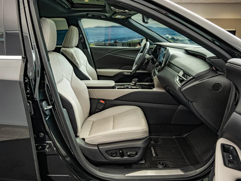 Used 2023 Caviar Lexus 350 Premium Plus image 39