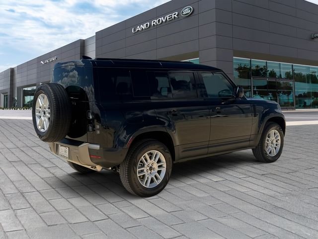 New 2026 Santorini Black Land Rover S image 5