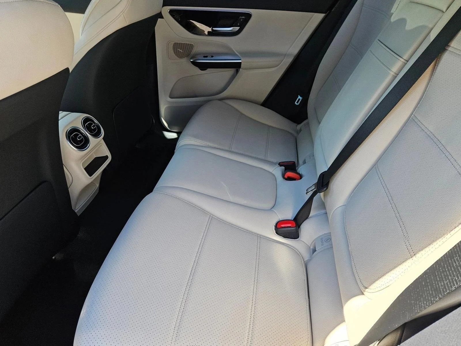 2026 Mercedes-Benz GLC Base - Photo 15