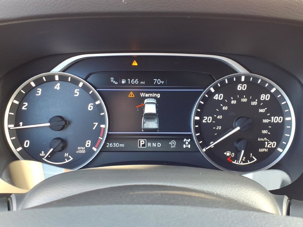 Used 2025 Glacier White Nissan S v6 w/intelligent cruise control & apple car play image 17