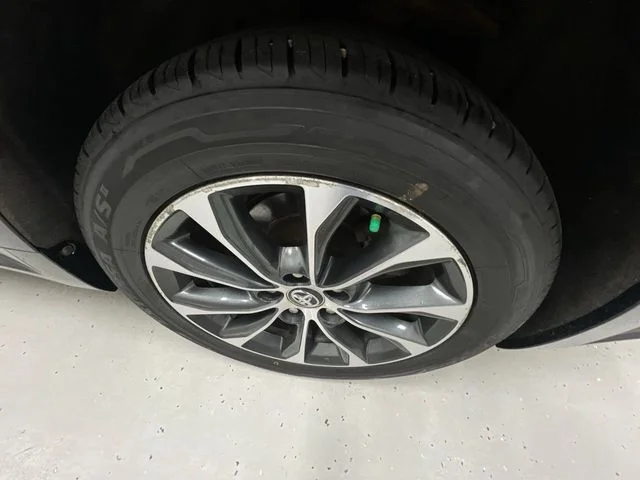 Used 2017 Black Toyota XLE image 32