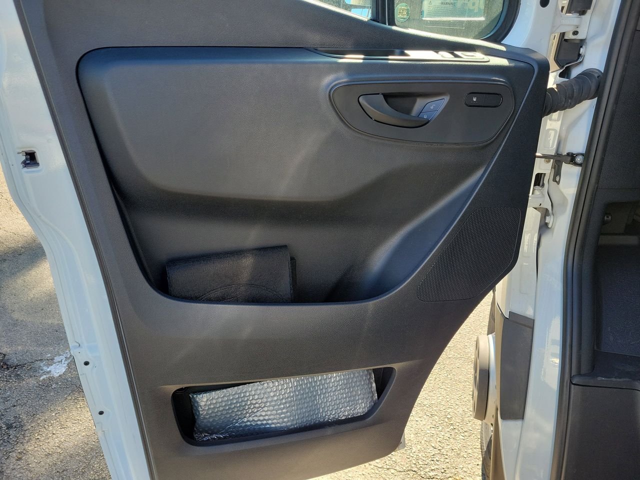 2024 Mercedes-Benz Sprinter Cab Chassis Base - Photo 13