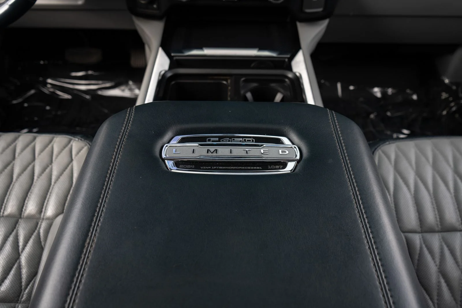 Used 2024 Black Ford Limited image 44