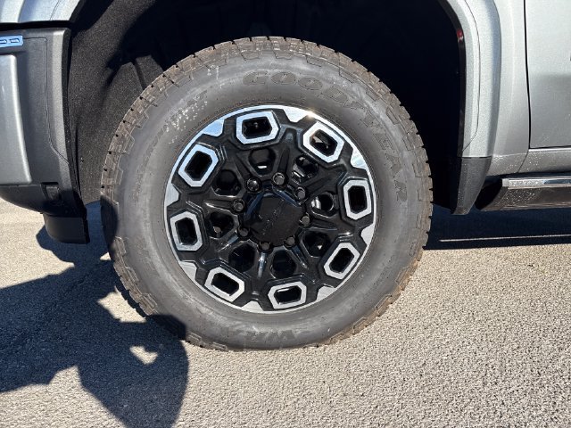 2026 GMC Sierra 2500HD Denali Ultimate - Photo 10