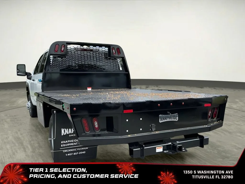 New 2026 Summit White GMC Pro image 3