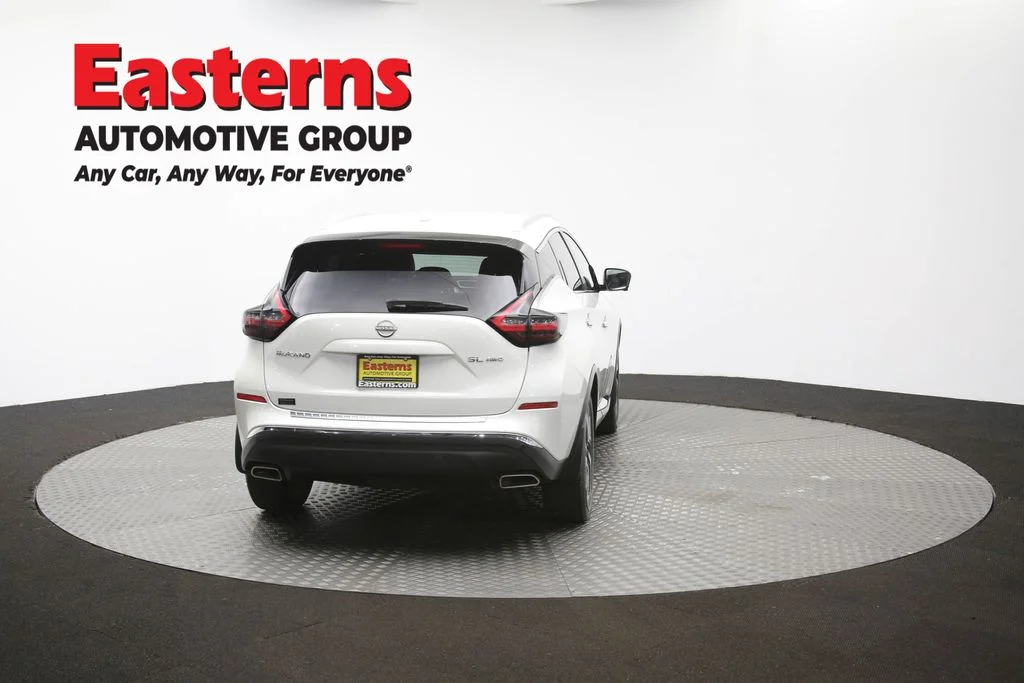 Used 2023 White Nissan SL image 38