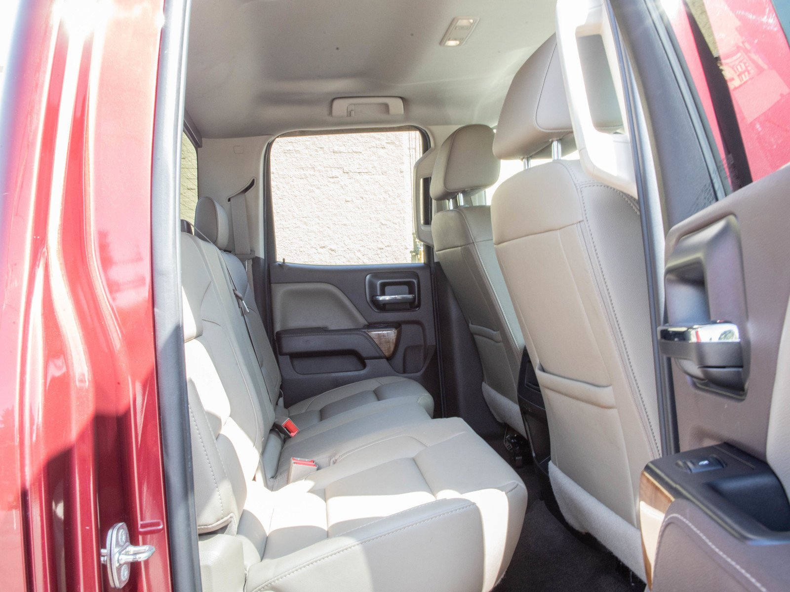 Used 2016 Crimson Red Tintcoat GMC SLT image 13