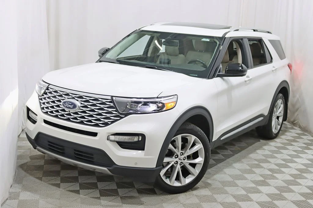 Used 2022 White Ford Platinum image 5