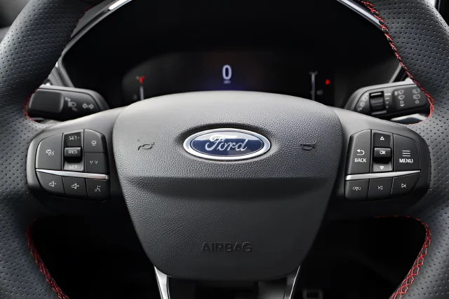 Certified Used 2023 Gray Ford ST-Line image 19