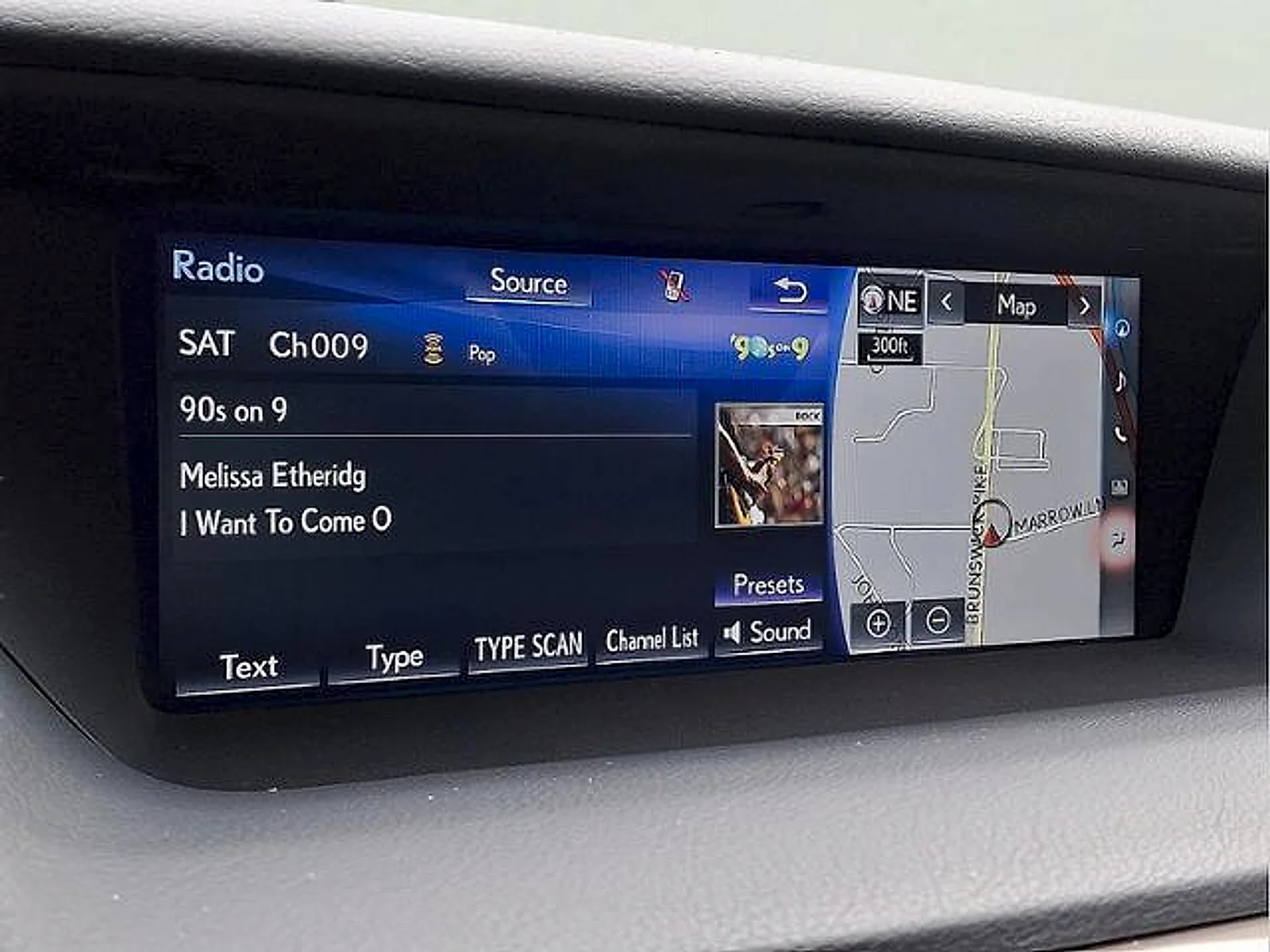 Used 2020 Atomic Silver Lexus  image 17