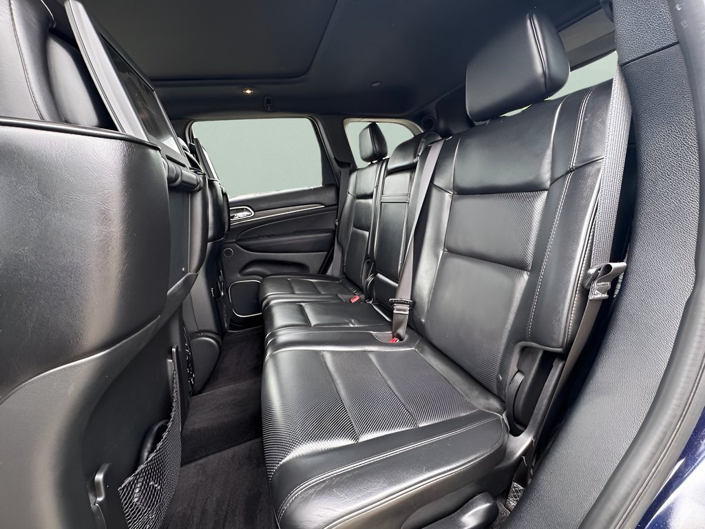 Used 2018 Blue Jeep Overland image 24