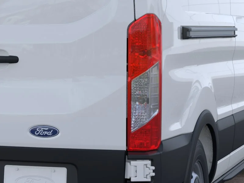 New 2026 Oxford White Ford Base image 21