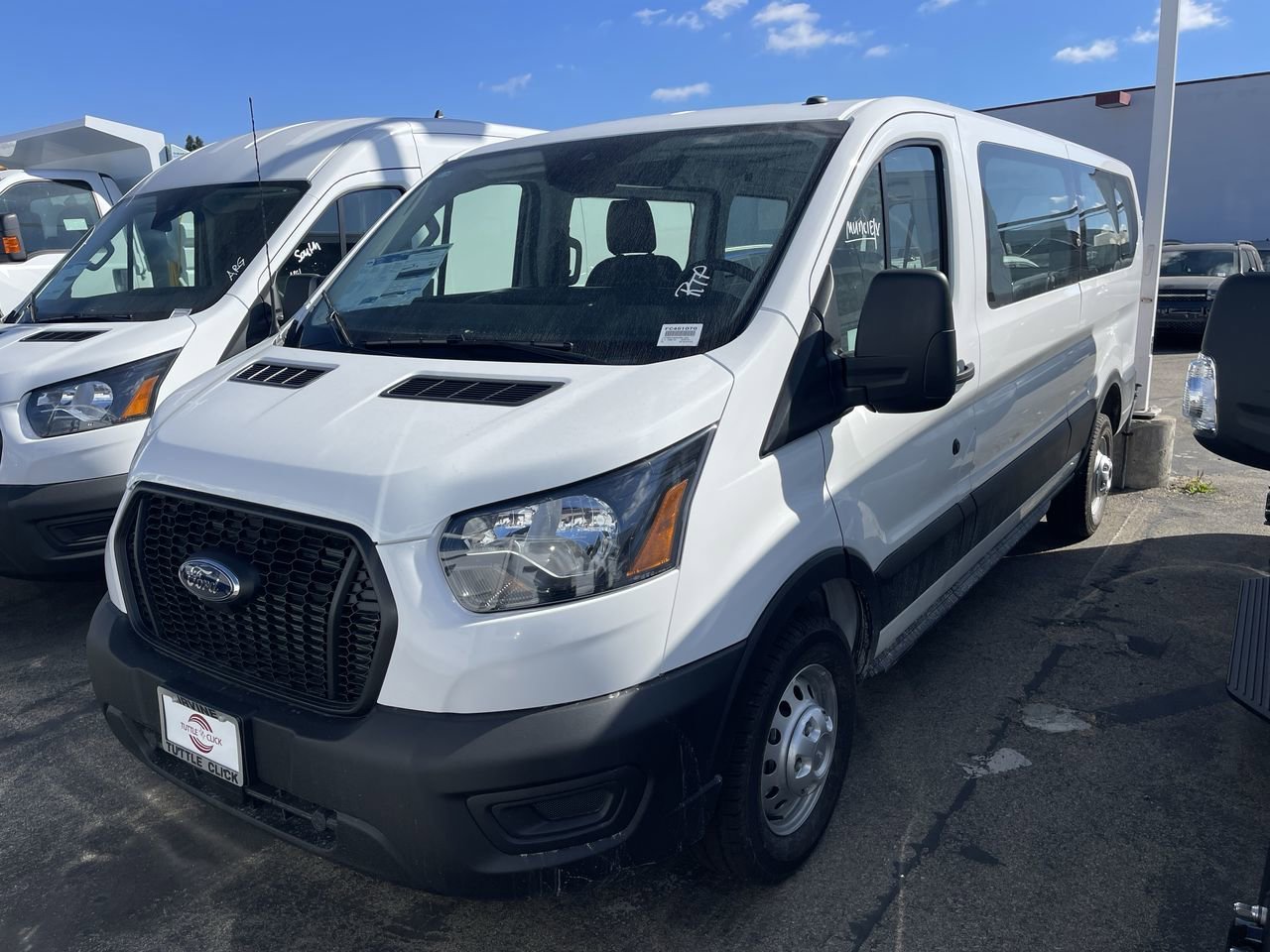 New 2025 Oxford White Ford  image 3