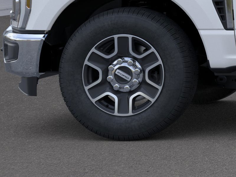 New 2026 Star White Metallic Tri-Coat Ford F-350® Lariat® image 19