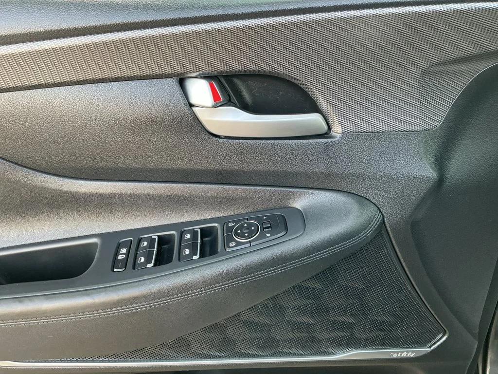 Used 2020 Green Hyundai SEL image 14