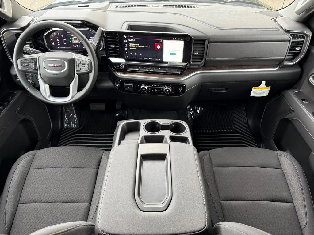 Used 2026 Onyx Black GMC Elevation image 16