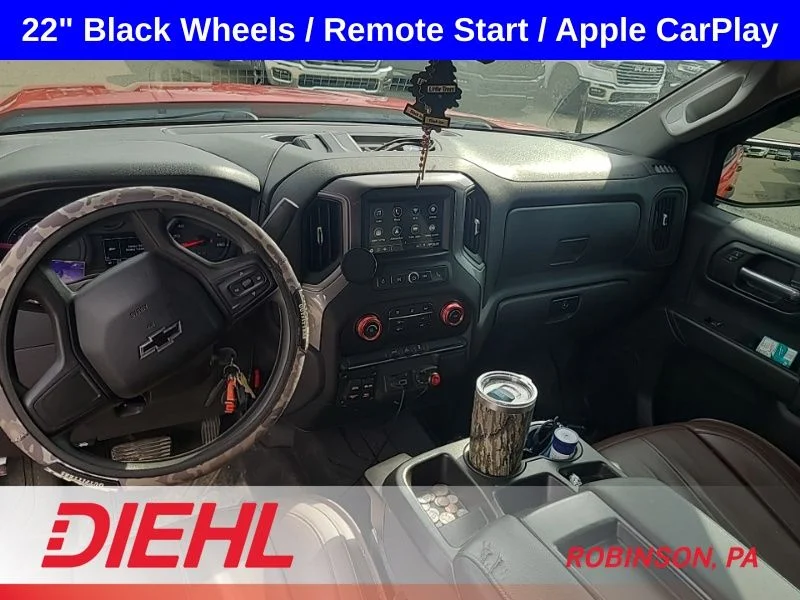 Used 2019 Red Chevrolet Custom image 11