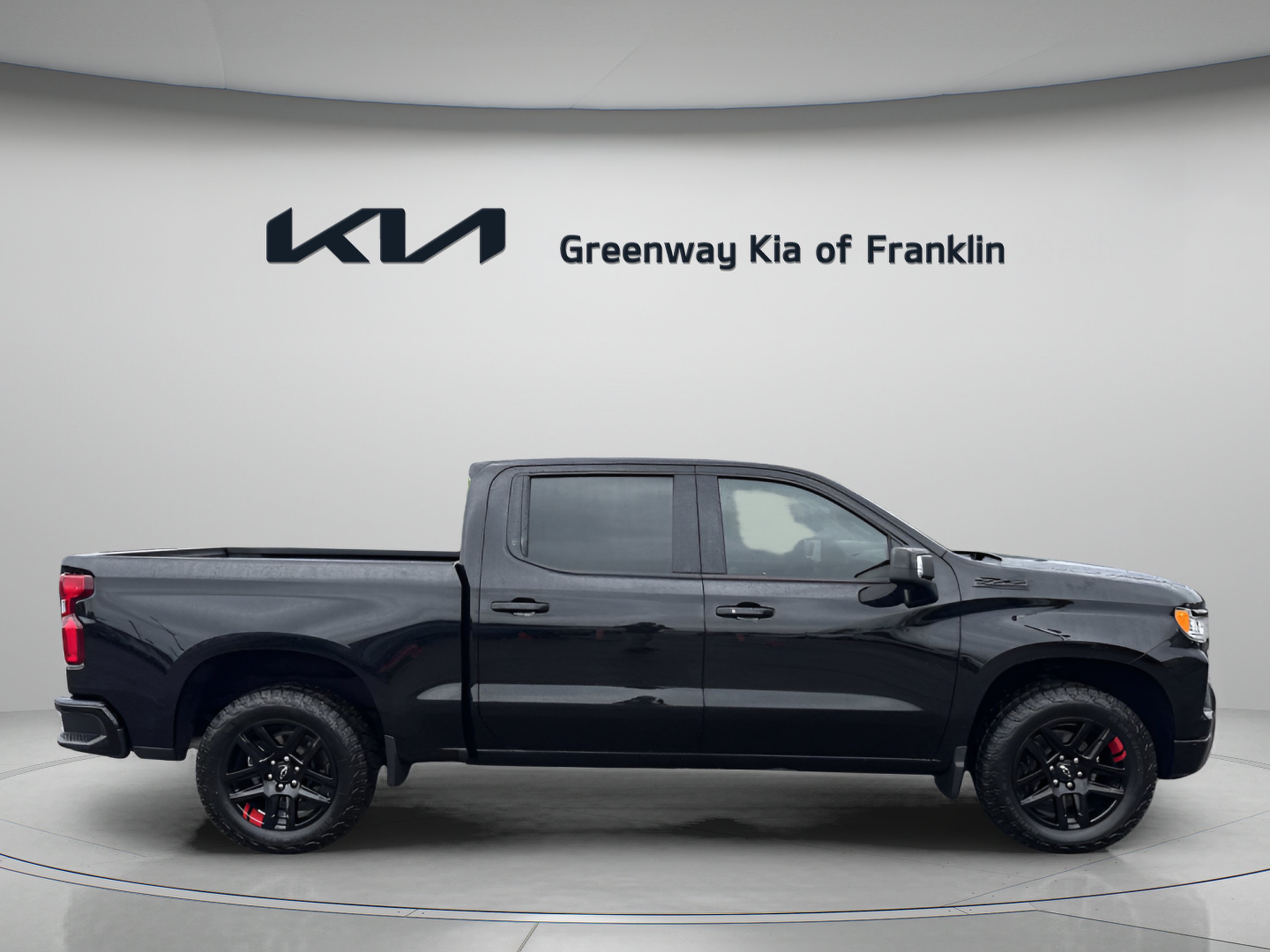 Used 2023 Black Chevrolet RST image 8