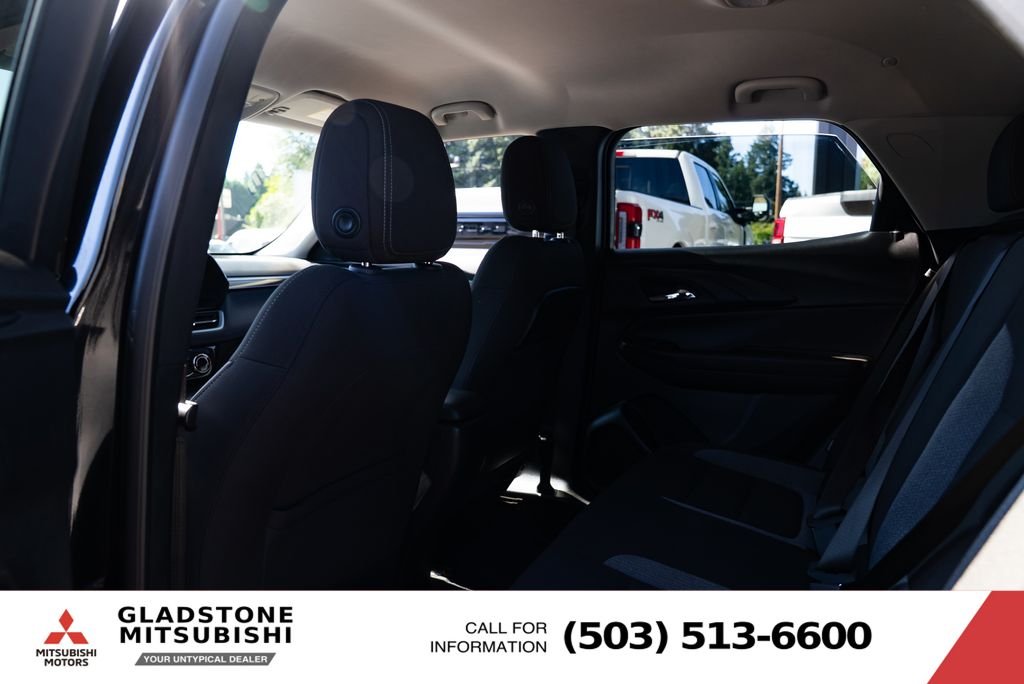 Used 2025 Black Metallic Chevrolet LT image 22