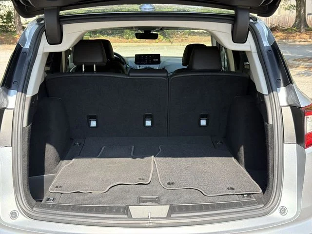 Used 2021  Acura Base image 25