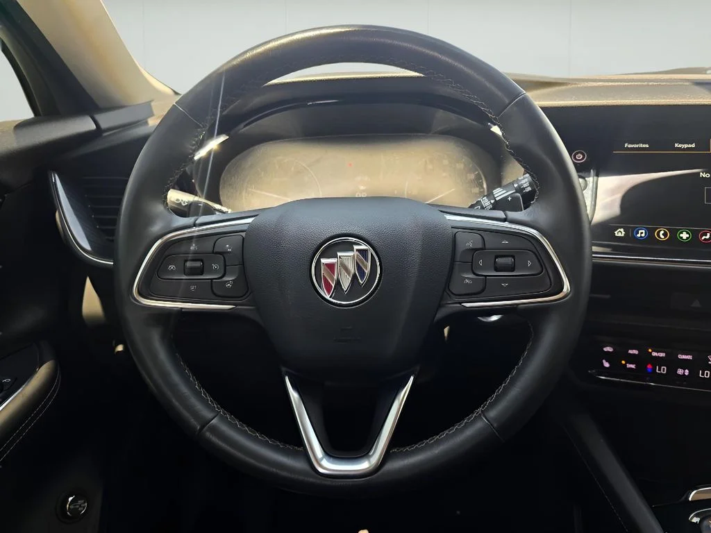 Used 2023 Summit White Buick Preferred image 9