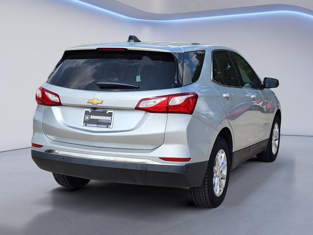 Used 2018 Silver Ice Metallic Chevrolet LT image 9